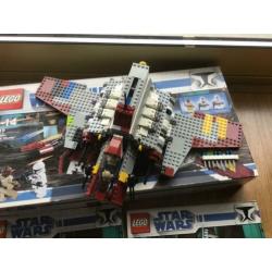 Lego Star Wars 8019 Republic Attack Shuttle