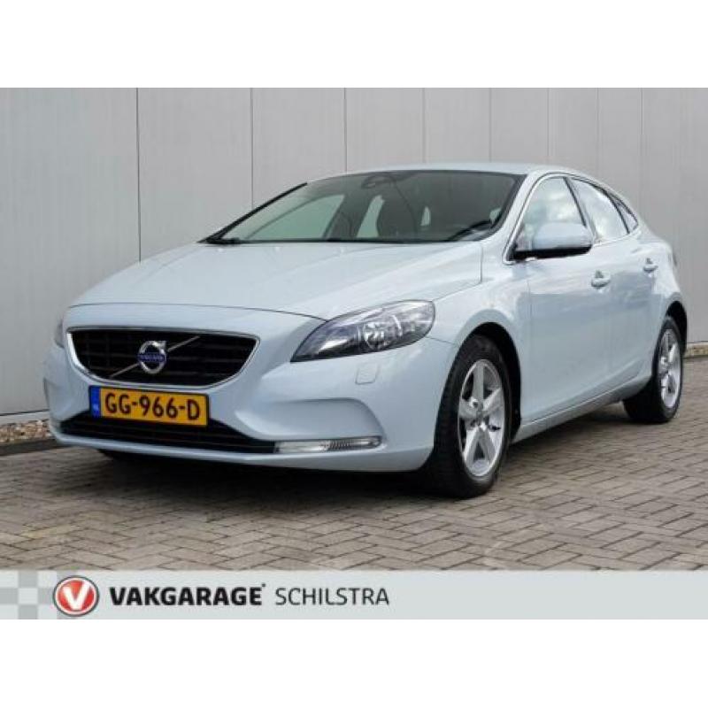 Volvo V40 1.6 D2 Summum Navigatie / Cruise-control / Camera