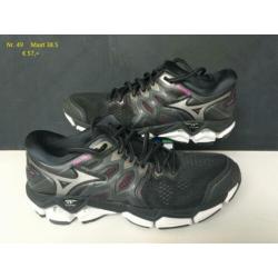 Nr. 49 / Maat 38,5 / MIZUNO Wave Horizon 3 / 67 % korting