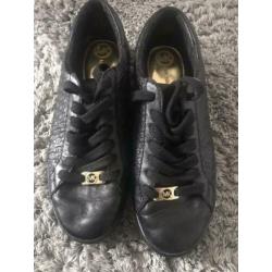 Micheal Kors sneakers