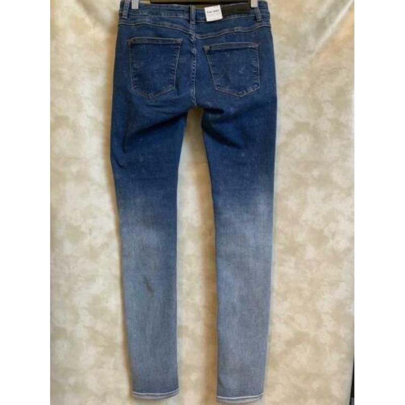 Super gave Purewhite skinny jeans (Maat 31)
