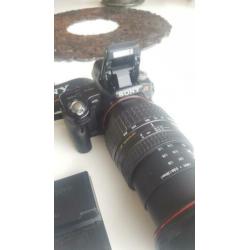 Sony Alpha 55 spiegelreflex camera met zoomlens 28 / 300