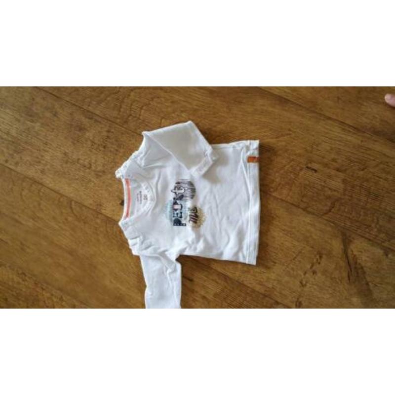Babykleertjes maar 56