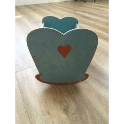 Vintage houten zeer oud poppenbedje, brocante.