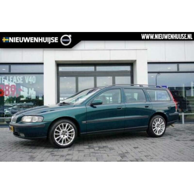 Volvo V70 2.4 140PK YOUNGTIMER TREKHAAK ECC ! BTW AUTO !