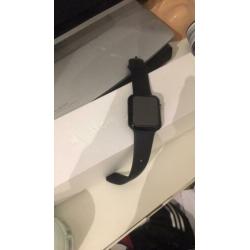 Apple watch. 2 extra bandjes, oplader en hoesje.