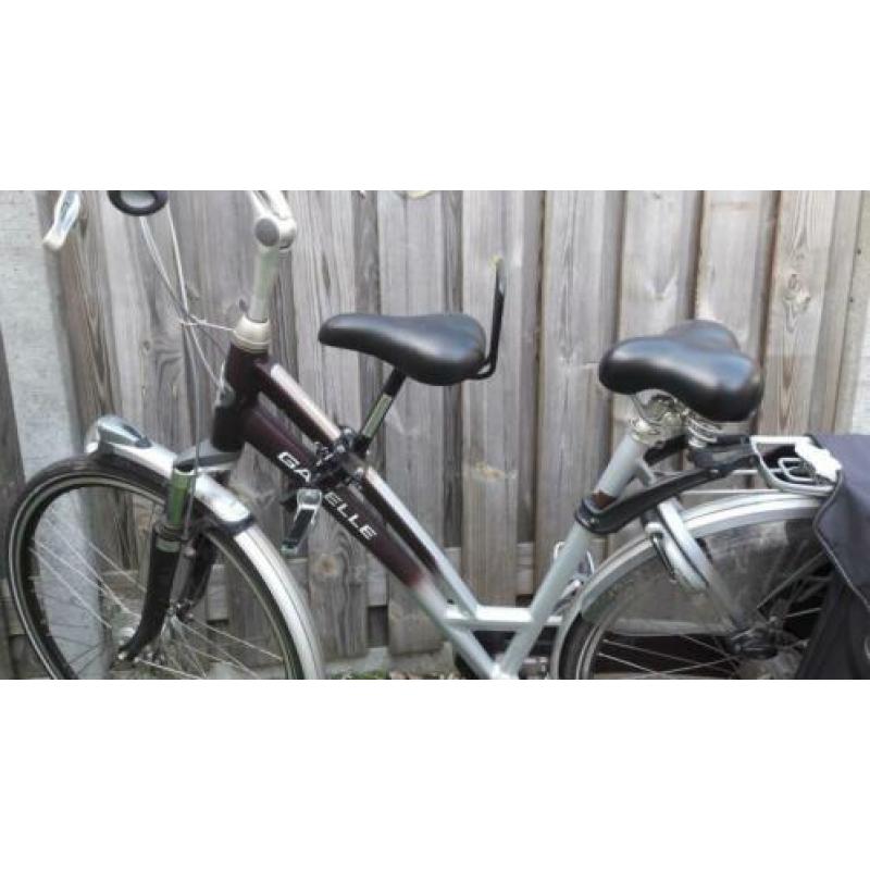 Zadel op stang