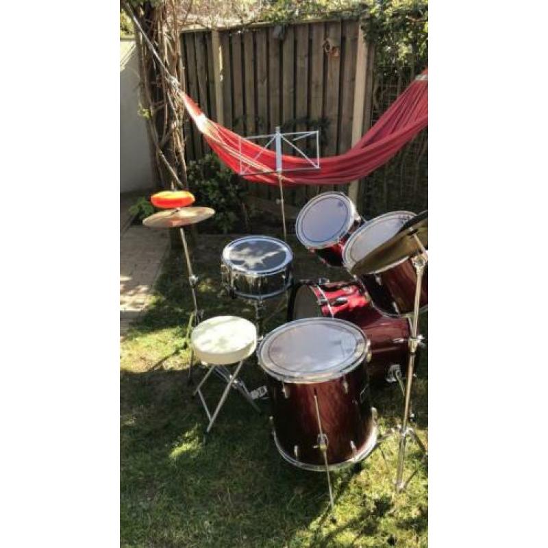 Pearl drumstel forum series rood