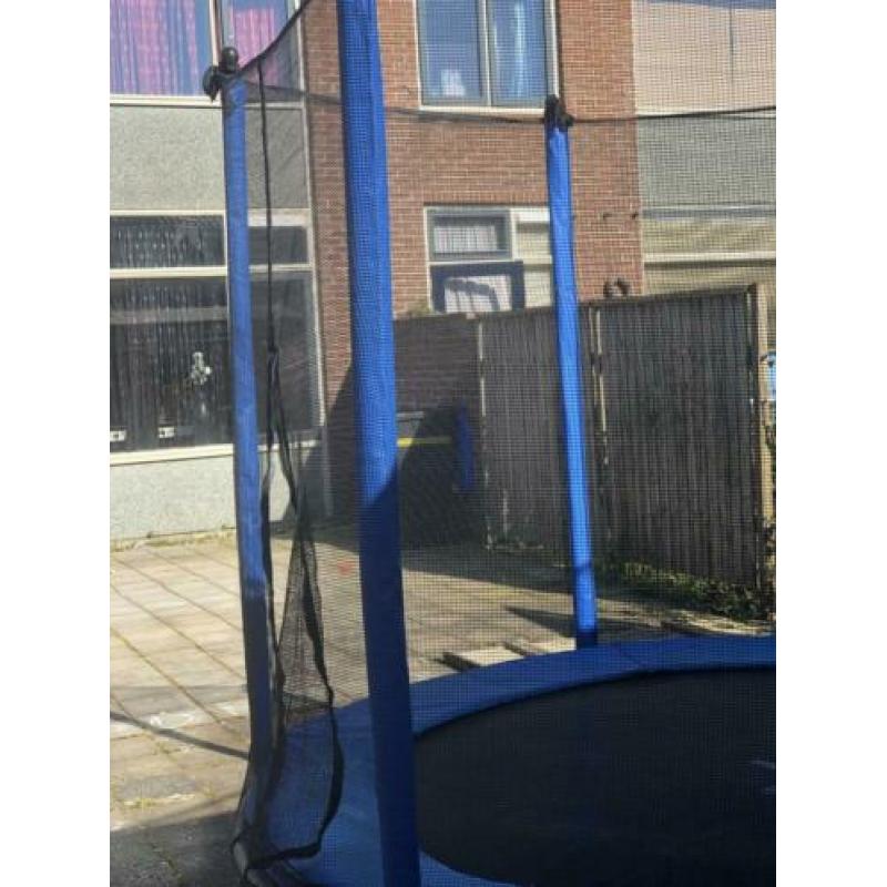 Trampoline