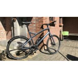 Specialités City bike 8 versnelling , Allu frame Carbon stuu