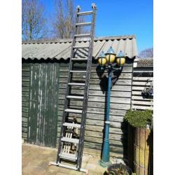 Altrex schuifladder met brede stabilisatievoet 2x12 sporten