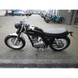 Yamaha SR 400 (bj 2017)
