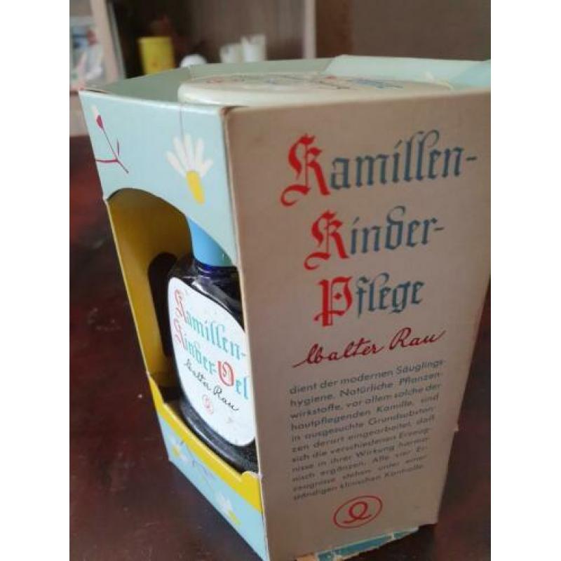 geen zwitsal babyderm maar een oud Duits baby setje zeer oud