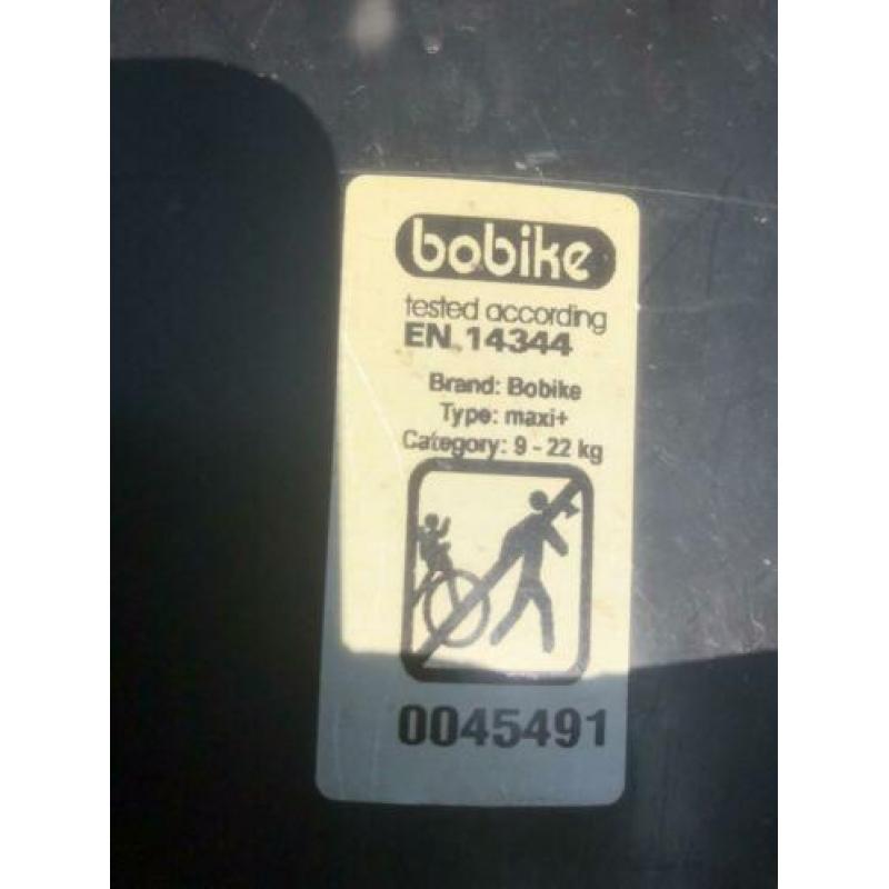 Bobike fietszitje achter. 2 stuks