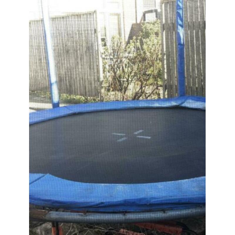 Trampoline