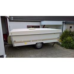 Casita vouw- klapcaravan met vaste wanden, vakantieklaar 3p.