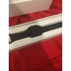 Apple watch. 2 extra bandjes, oplader en hoesje.