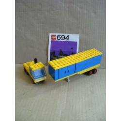 Lego set 694, trekker met trailer, vrachtauto met bouwboekje