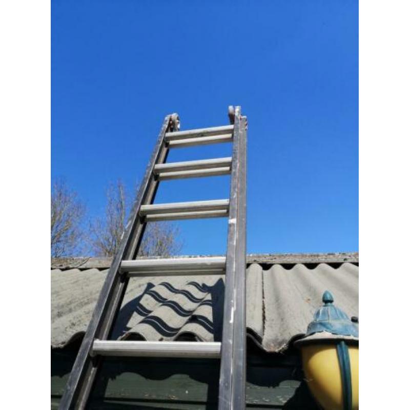 Altrex schuifladder met brede stabilisatievoet 2x12 sporten
