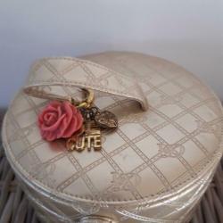 (B13-20) Leuke sieraden opbergkoffer
