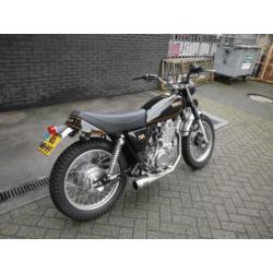 Yamaha SR 400 (bj 2017)