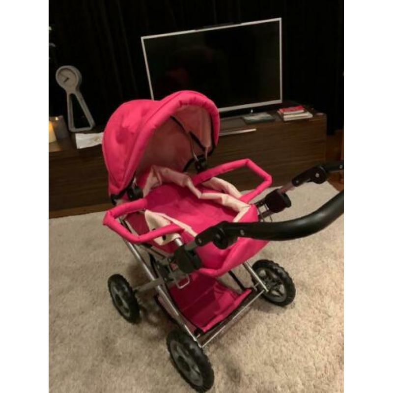 Poppen kinderwagen