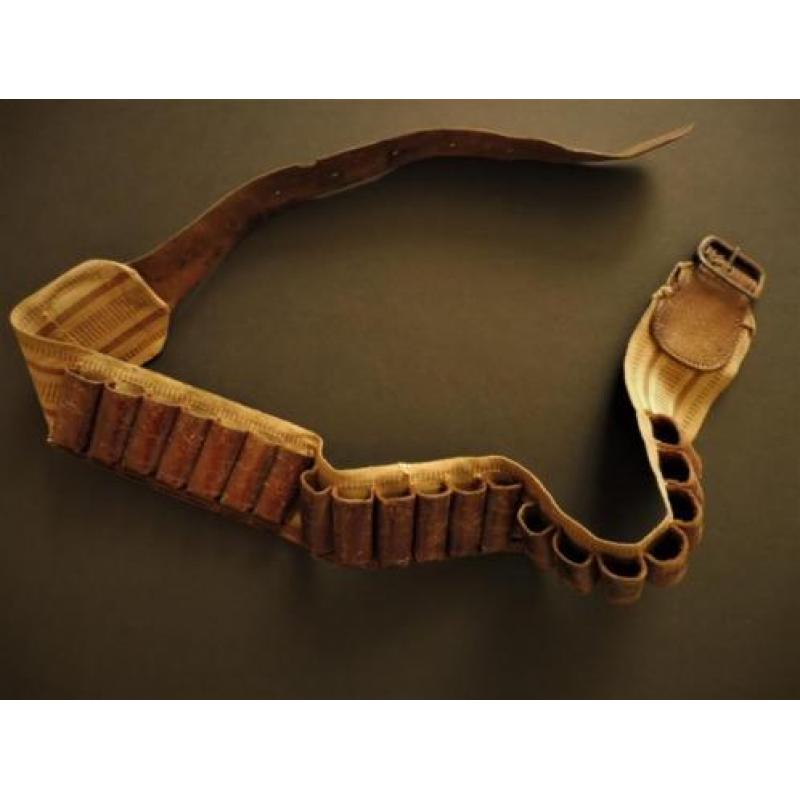 Stoere Oude patronenriem / kogelriem / riem jacht.