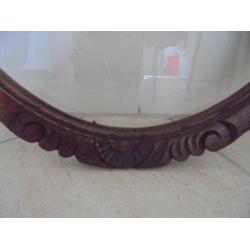 Antieke grote ovale houten lijst met glas, fotolijst