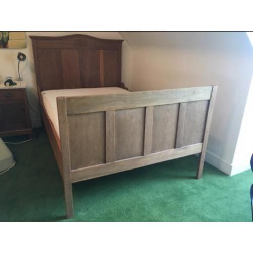 Houten bed