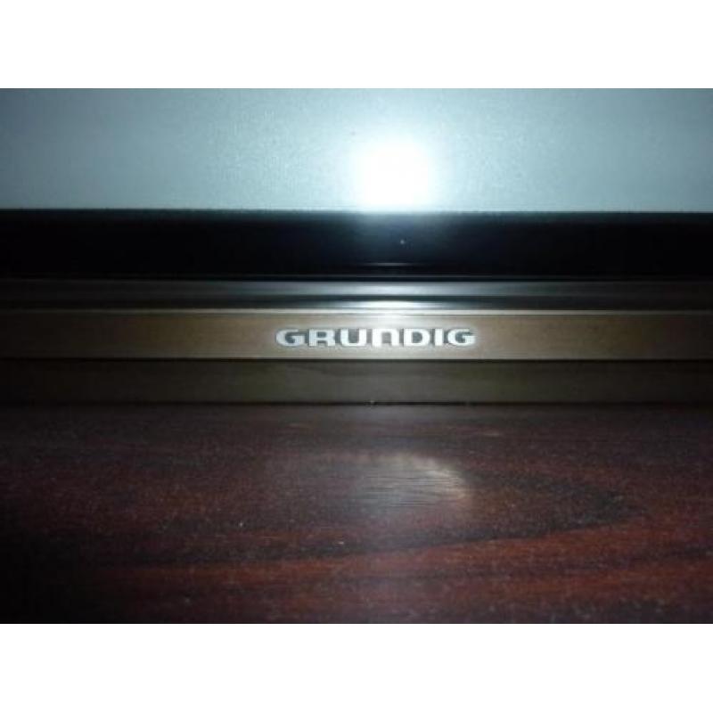 Grundig Tv 70 cm
