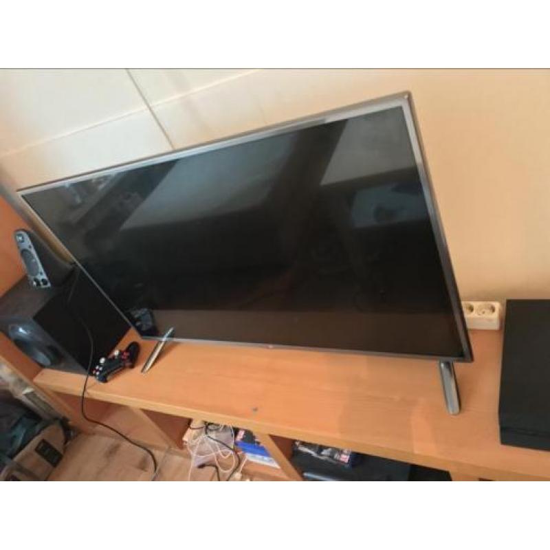 LG 42 Gaming + Smart TV (400hz)