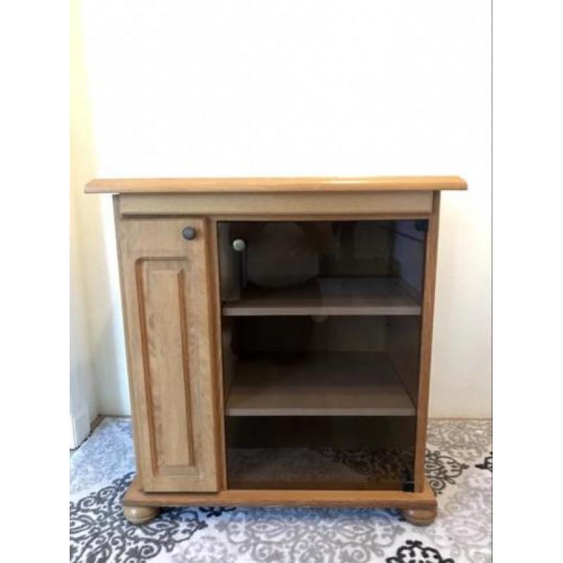 Te koop 32 inch Philips Matchline tv + tv meubel