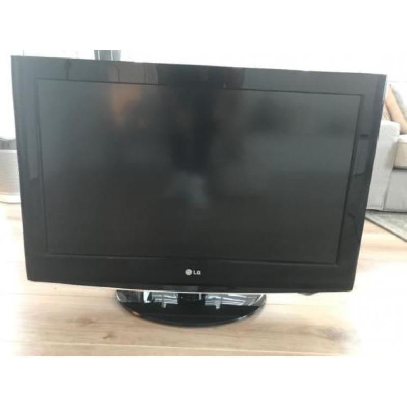 Lg 32" full hd lcd tv