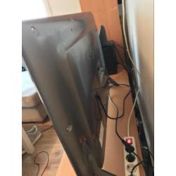 LG 42 Gaming + Smart TV (400hz)