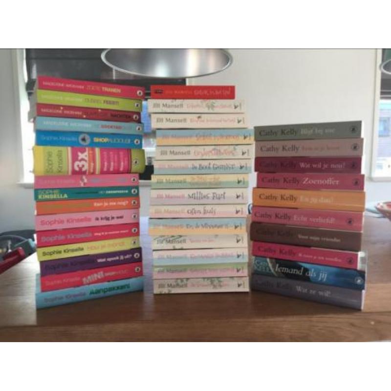 Stapels chicklits Jill Mansell Sophie Kinsella Cathy Kell