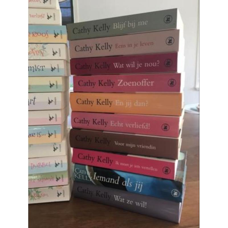Stapels chicklits Jill Mansell Sophie Kinsella Cathy Kell