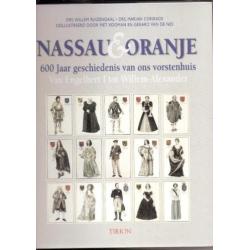 Nassau & Oranje -600 jr vorstenhuis (private uitg SNS Bank)