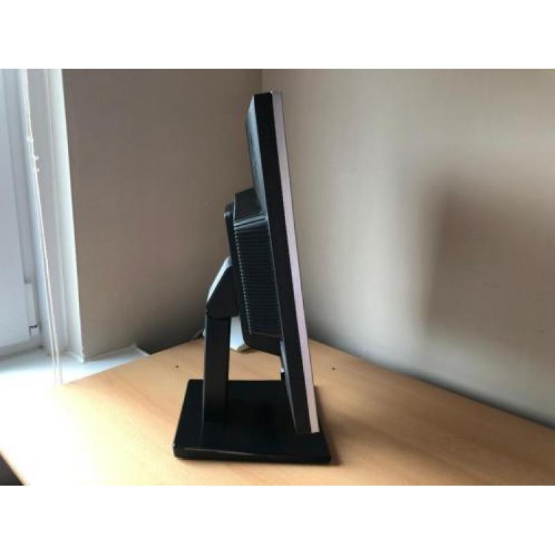 LG L1953HR Zilver, Zwart 19" TFT monitor