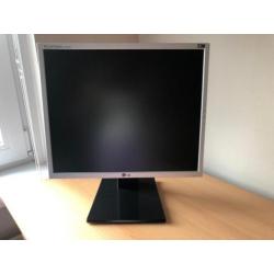 LG L1953HR Zilver, Zwart 19" TFT monitor