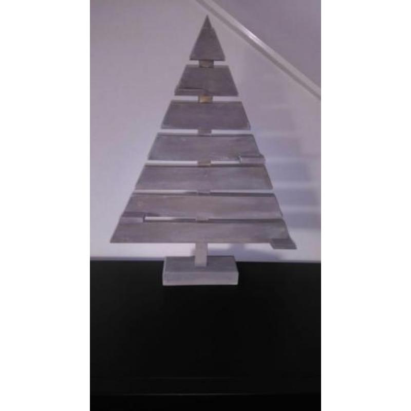 Houten kerstboom en kerstster