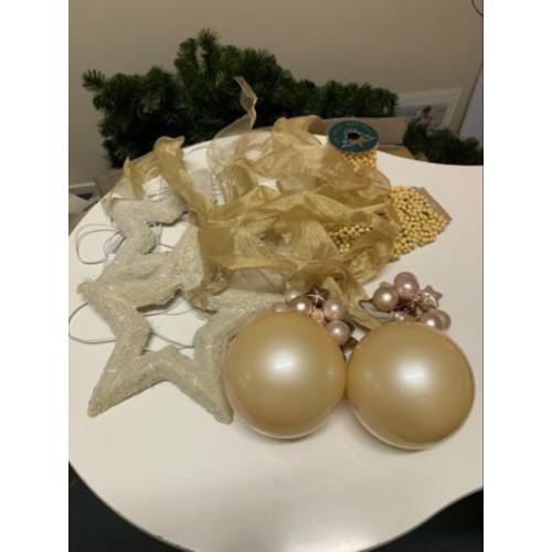 Kerst artikelen met 4 sets nieuwe verlichting