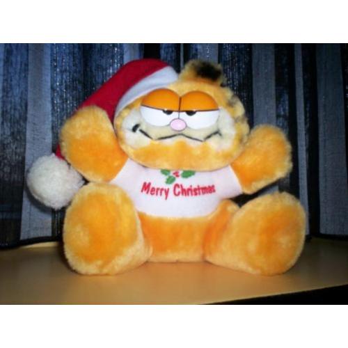 Garfield Merry Christmas.