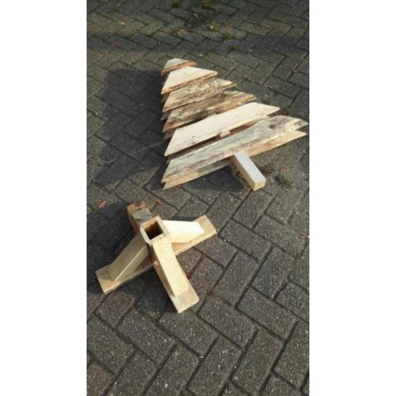 Kerstboom van hout