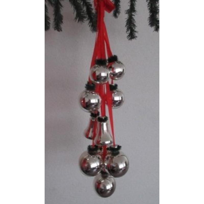 Mooie oude glazen kerst ballen klokjes hanger