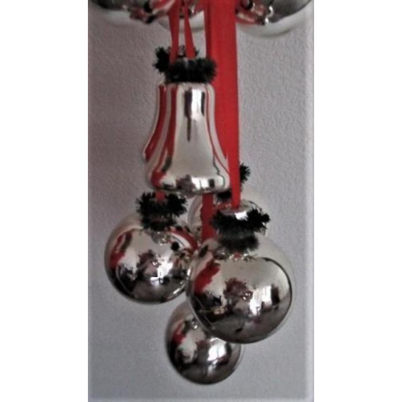 Mooie oude glazen kerst ballen klokjes hanger