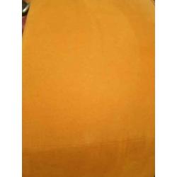 Gele hocker (A18 2231) H