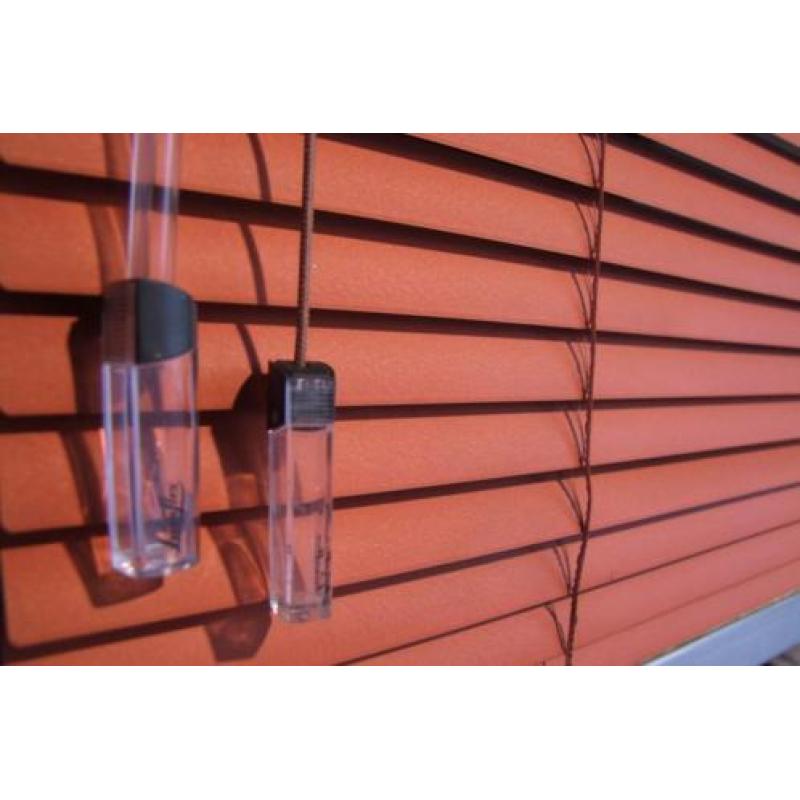 Luxaflex Lightline 25 mm oranje / terra 99 x 117 cm (Links)