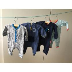 Babykleertjes maat 50/56