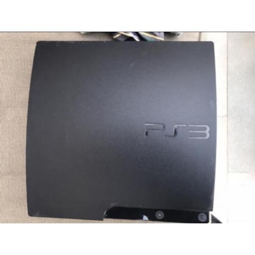Zwarte PlayStation 3 met games en 2 controllers