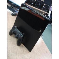 Gezocht div. PlayStation 4 consoles - U.P. Dordrecht